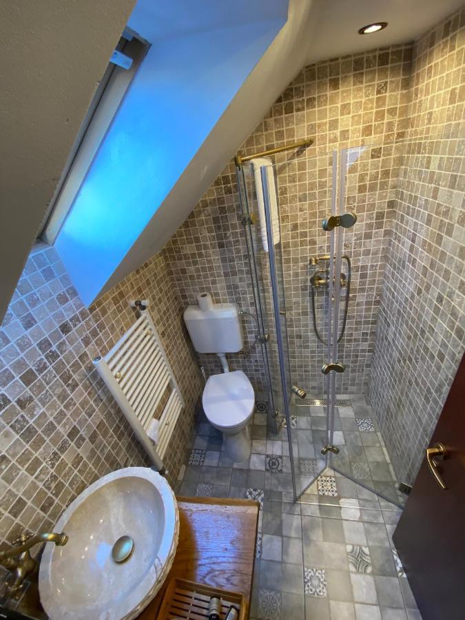 Casa Lucky Hotell Rîşnov Exteriör bild