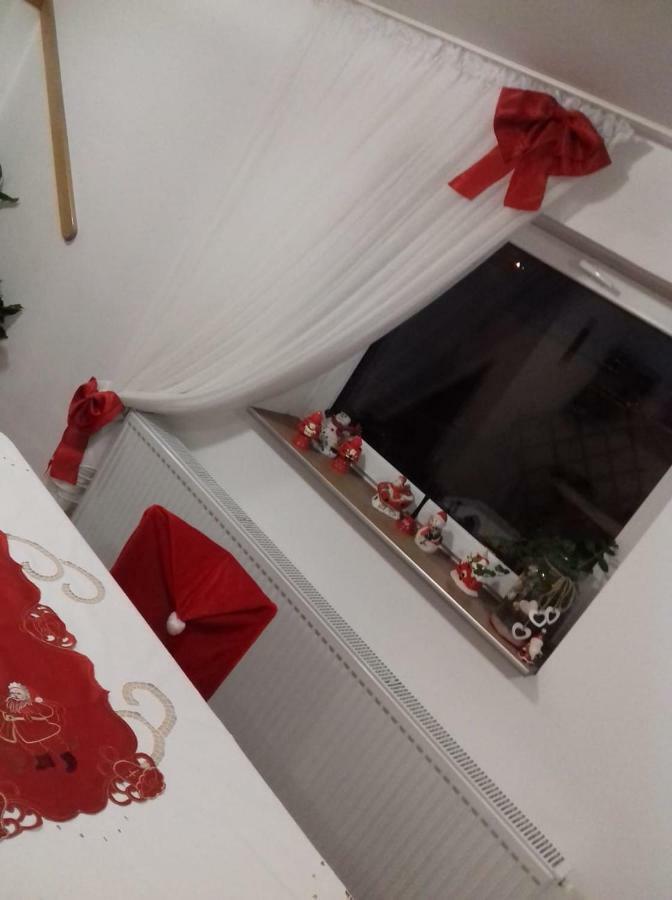Casa Lucky Hotell Rîşnov Exteriör bild